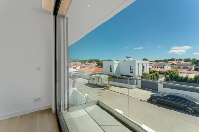 Moradia T4 para Venda em Alcabideche