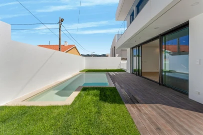 Moradia T4 para Venda em Alcabideche