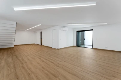 Moradia T4 para Venda em Alcabideche