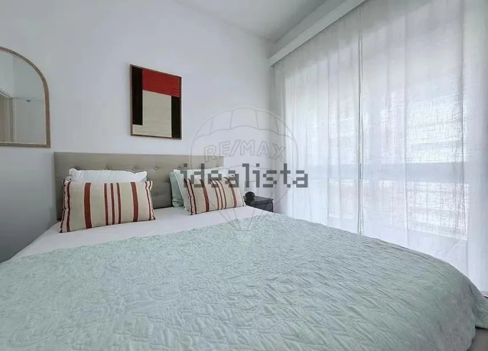Apartamento T1 para Venda em Campanhã Foto 17