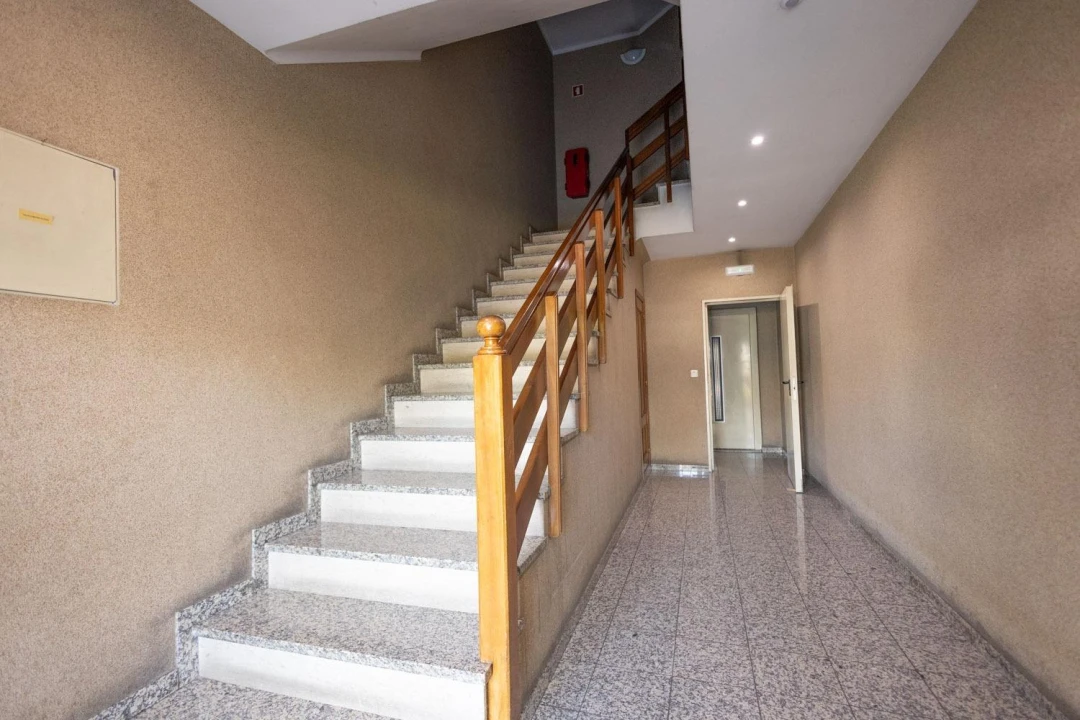 Apartamento T2 para Venda em São Vicente (Braga) Foto 3