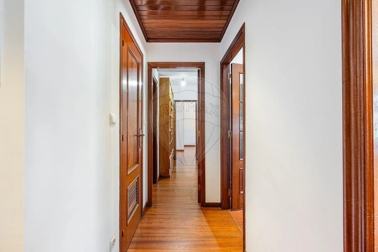Apartamento T2 para Venda em São Vicente (Braga) Foto 5