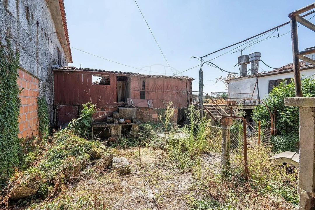 Moradia T1 para Venda em Travassos Foto 25