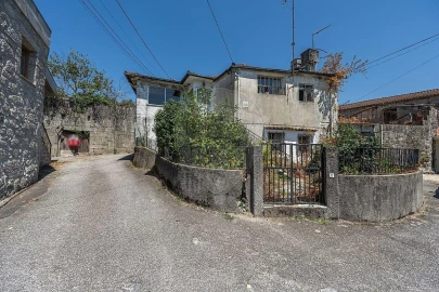 Moradia T1 para Venda em Travassos
