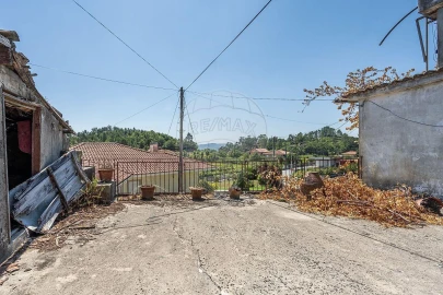 Moradia T1 para Venda em Travassos
