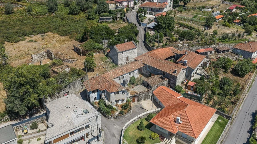 Moradia T1 para Venda em Travassos Foto 7
