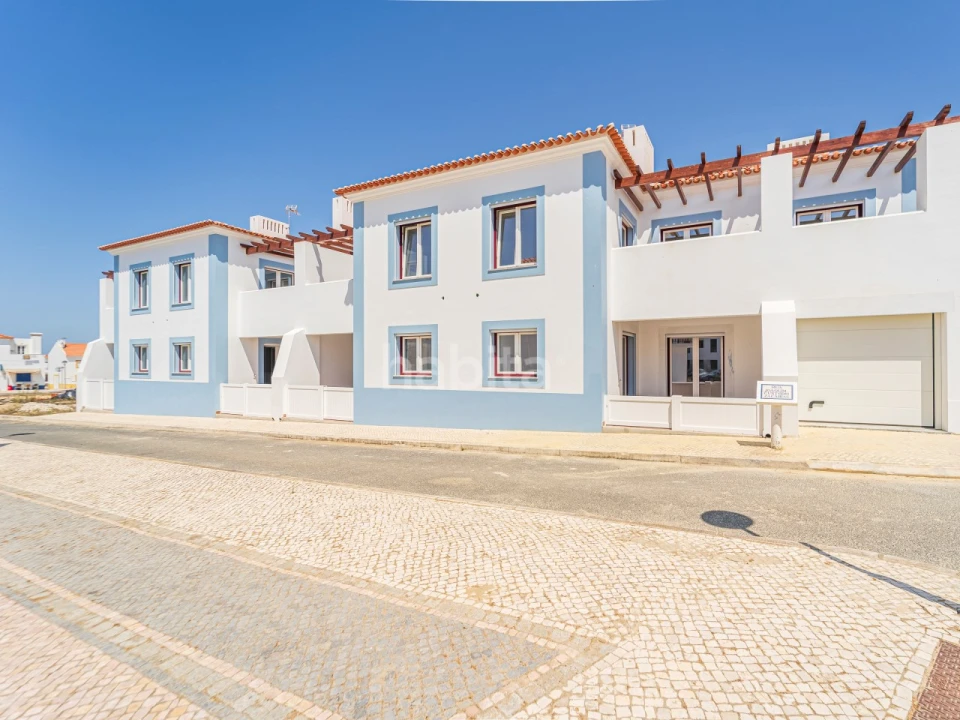 Moradia T3 para Venda em Porto Covo Foto 3