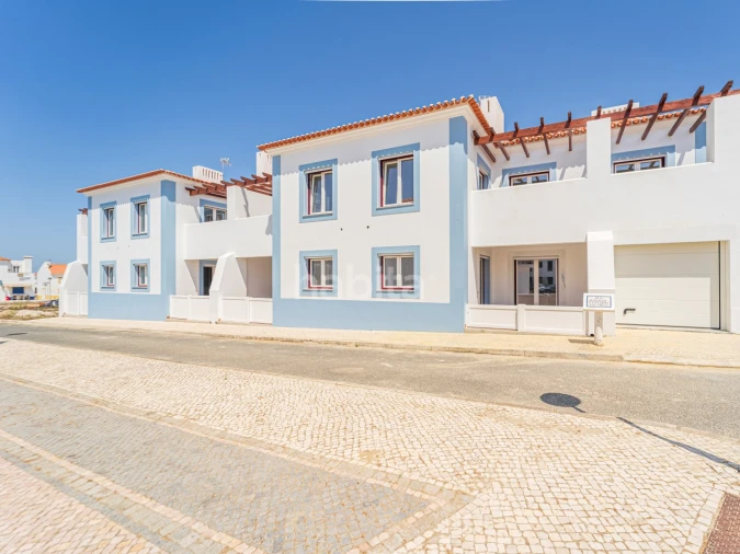 Moradia T3 para Venda em Porto Covo Foto 3