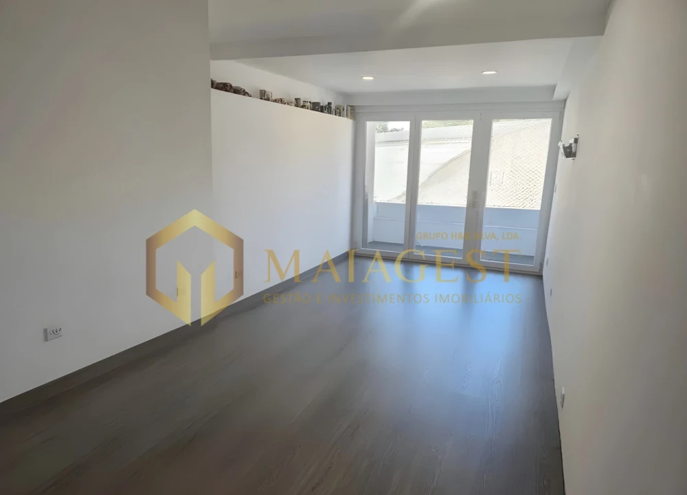 Apartamento T2 para Venda em Paranhos Foto 7