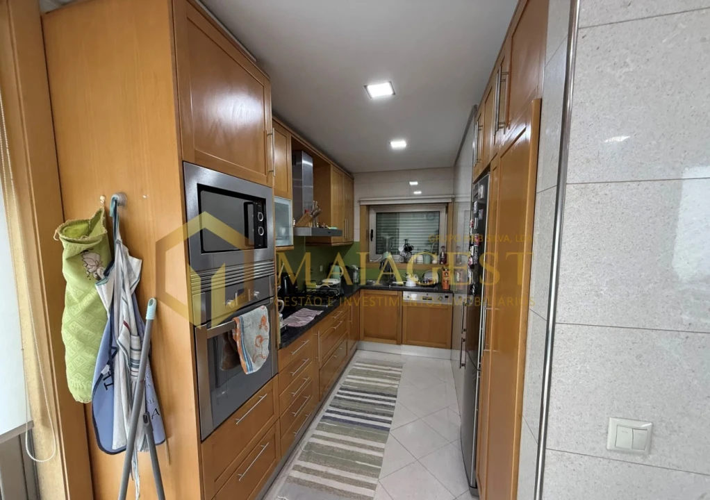 Moradia T3 para Venda em Serzedo e Perosinho Foto 20