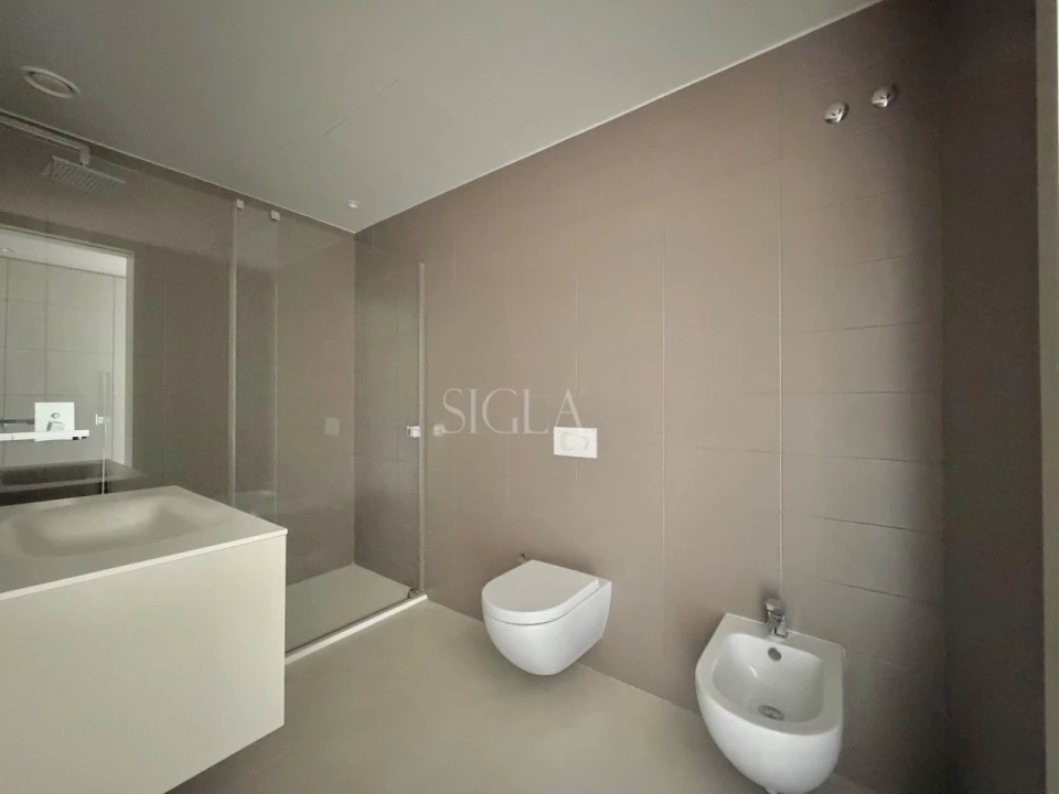 Apartamento T1 para Venda em Canidelo Foto 20
