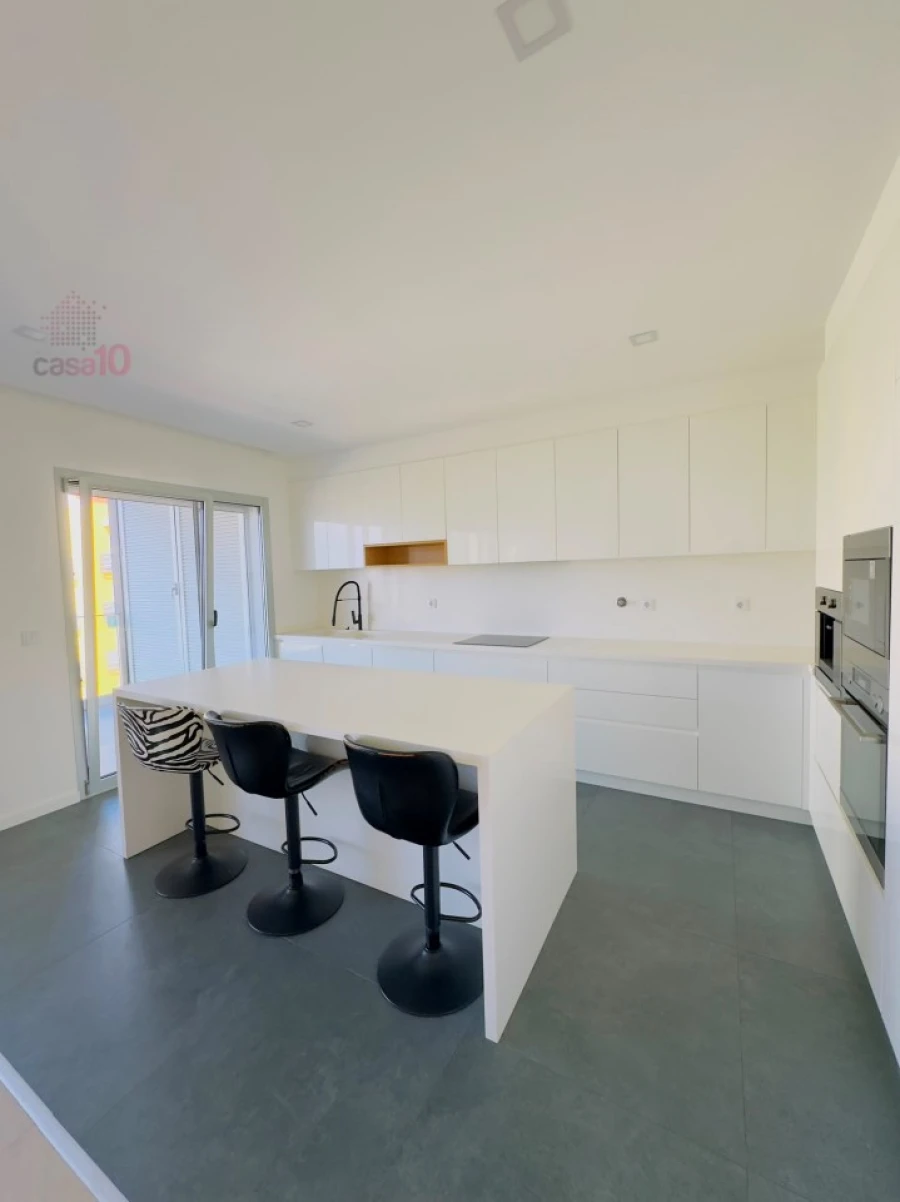 Apartamento T3 para Venda em Montijo e Afonsoeiro Foto 4
