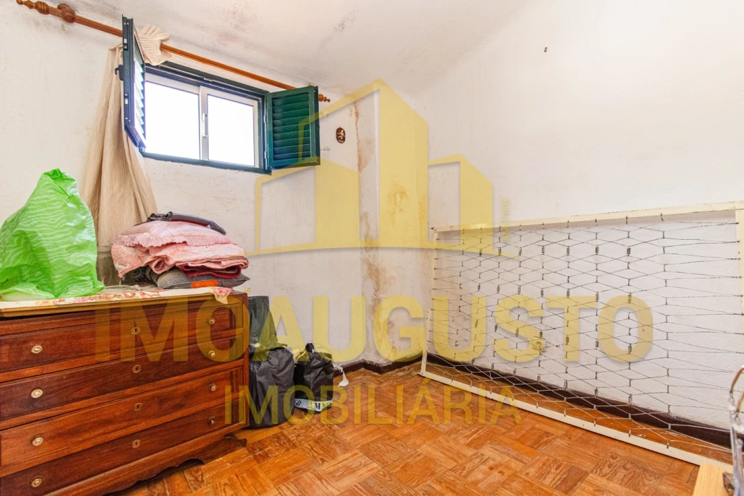 Moradia T4 para Venda em Gouveia (São Pedro e São Julião) Foto 11