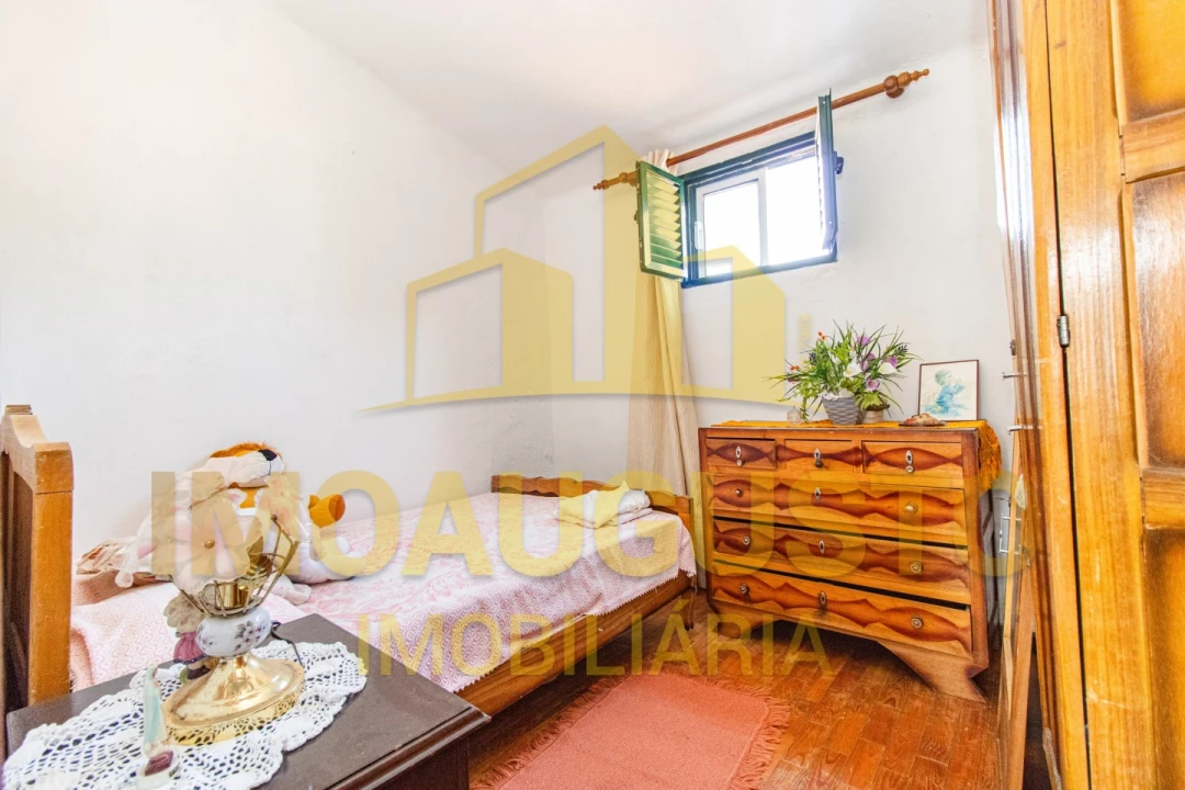 Moradia T4 para Venda em Gouveia (São Pedro e São Julião) Foto 13