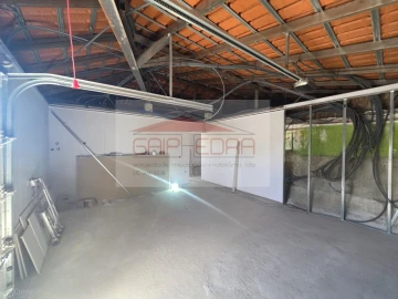 Moradia T4 para Venda em Canelas