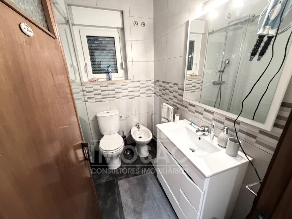 Moradia T3 para Venda em Fanhões Foto 40