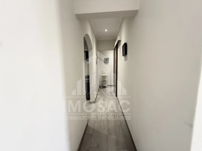 Moradia T3 para Venda em Fanhões Foto 33