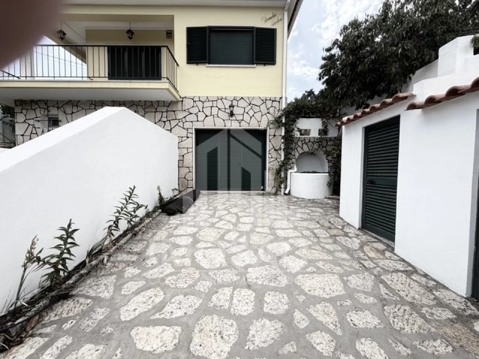 Moradia T3 para Venda em Fanhões Foto 13