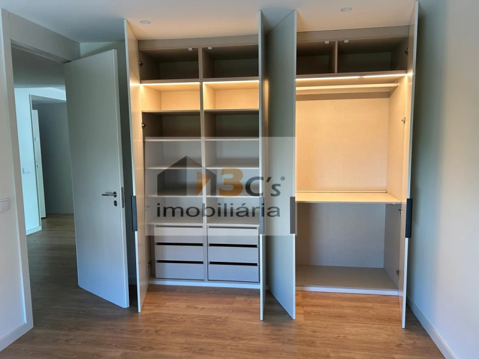 Apartamento T1 para Venda em Paranhos Foto 22