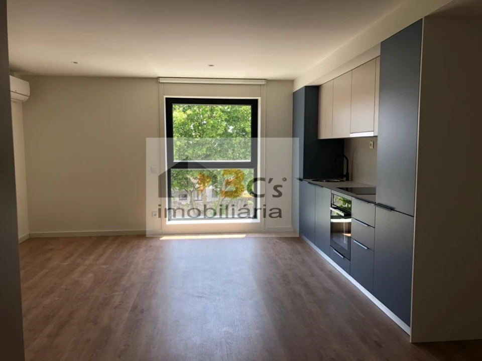 Apartamento T1 para Venda em Paranhos Foto 7