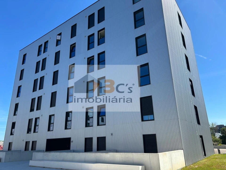 Apartamento T1 para Venda em Paranhos Foto 6