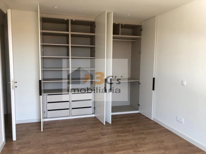 Apartamento T1 para Venda em Paranhos Foto 20
