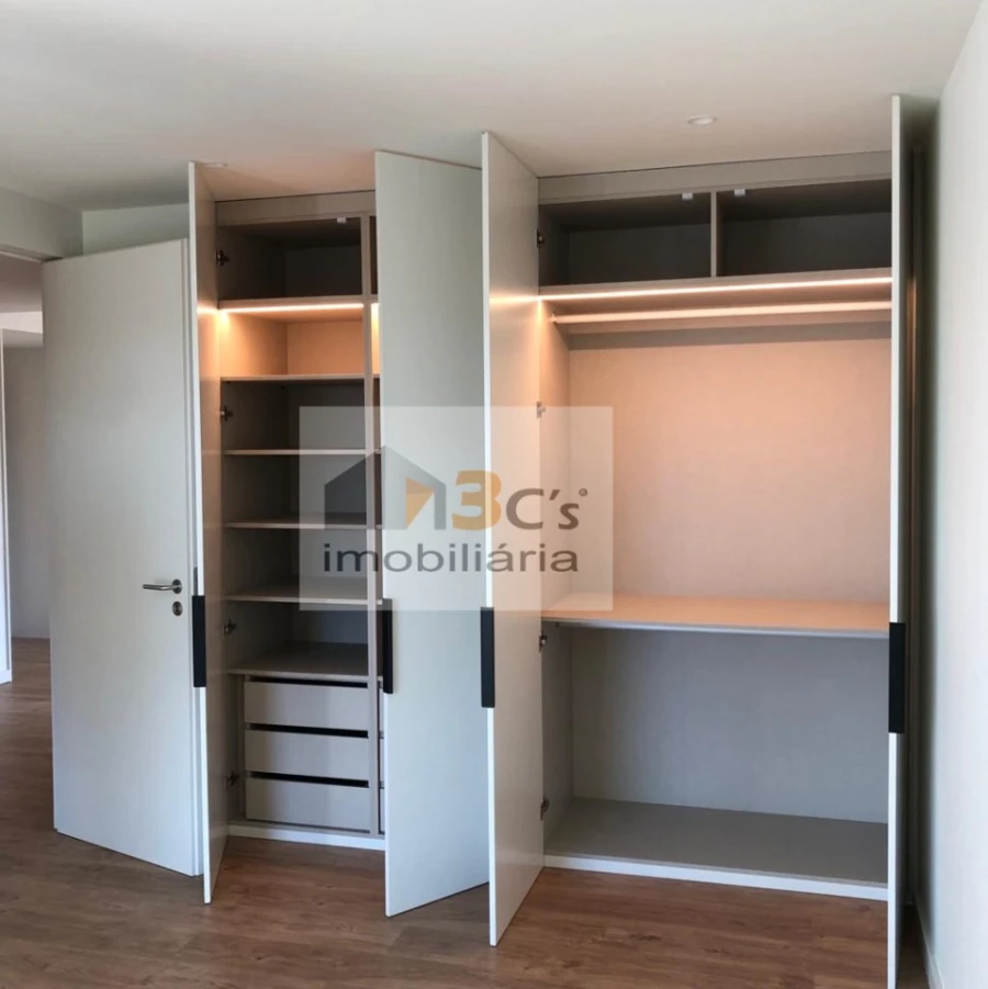 Apartamento T1 para Venda em Paranhos Foto 21
