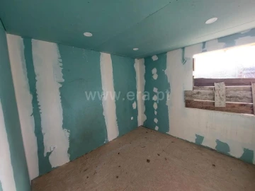 Moradia T0 para Venda em Raiva, Pedorido e Paraíso