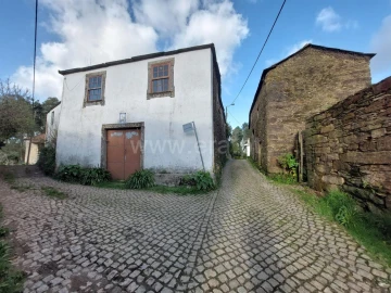 Moradia T0 para Venda em Raiva, Pedorido e Paraíso