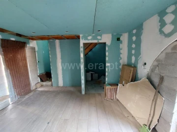 Moradia T0 para Venda em Raiva, Pedorido e Paraíso