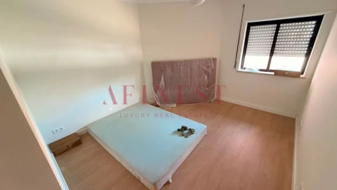 Apartamento T3 para Arrendamento em Cascais e Estoril