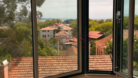 Apartamento T2 para Arrendamento em Cascais e Estoril