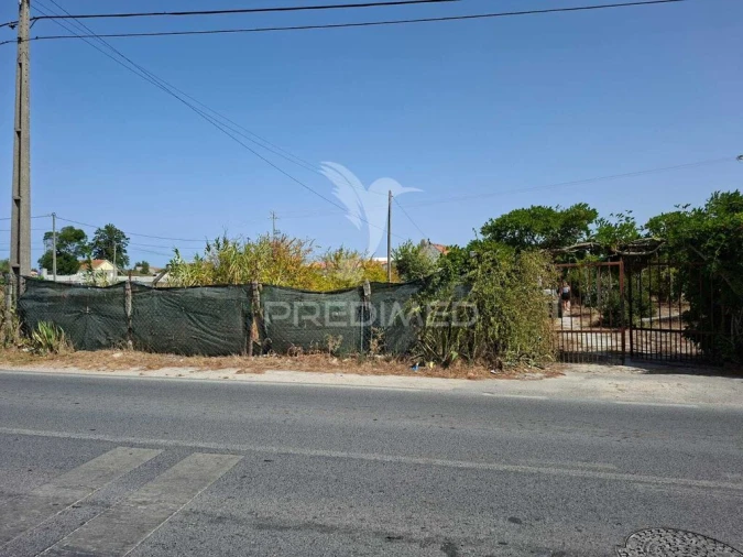 Terreno para Venda em Moita Foto 16