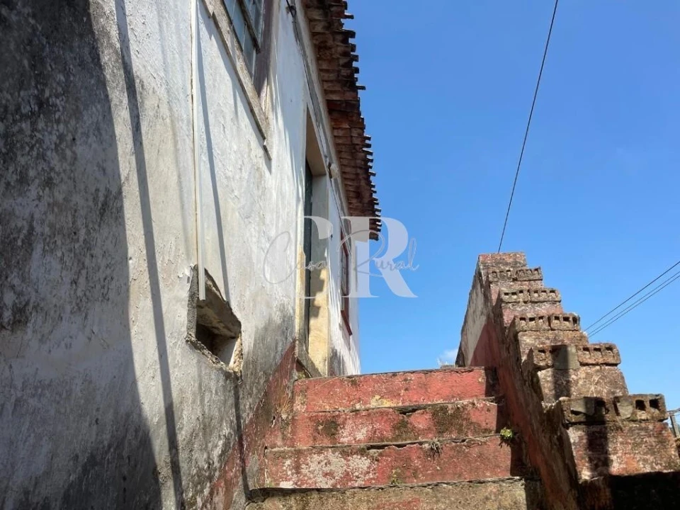 Moradia T2 para Venda em Lousã e Vilarinho Foto 3
