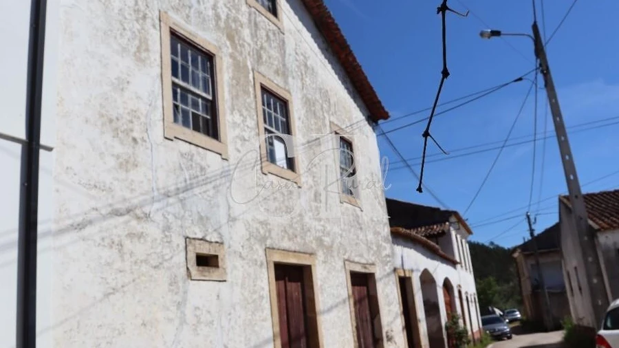 Moradia T2 para Venda em Lousã e Vilarinho