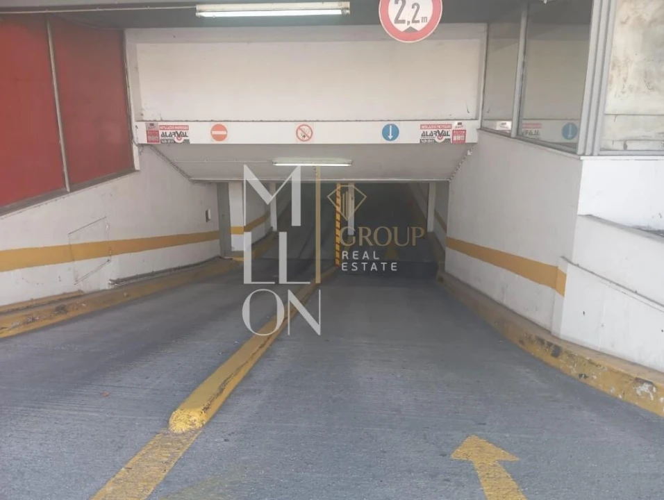 Garagem para Venda em Bonfim Foto 1