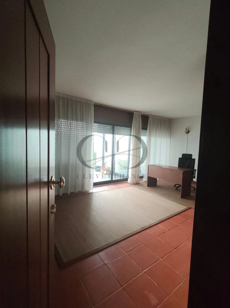 Apartamento T2 para Venda em Cedofeita, Santo Ildefonso, Sé, Miragaia, São Nicolau e Vitória Foto 17