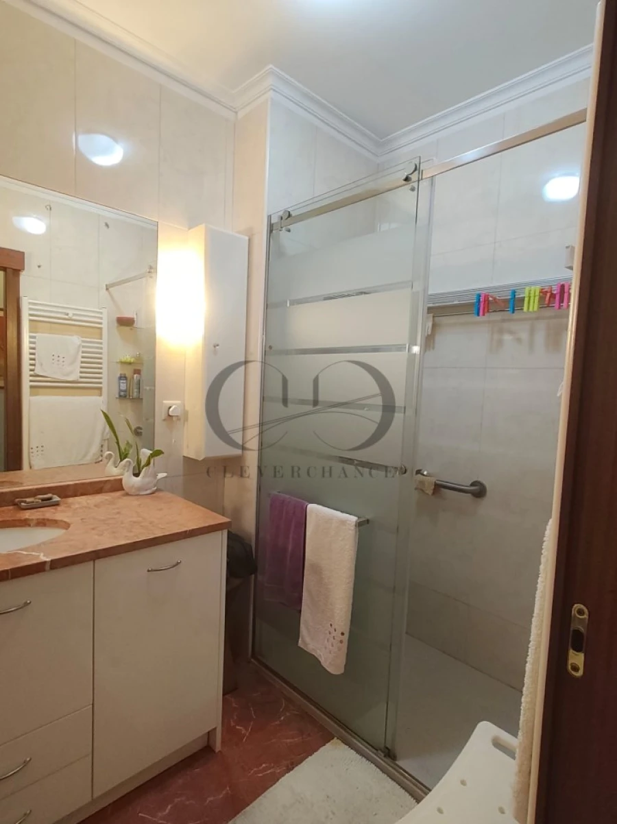 Apartamento T2 para Venda em Cedofeita, Santo Ildefonso, Sé, Miragaia, São Nicolau e Vitória Foto 14