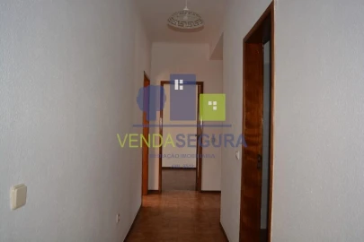 Apartamento T3 para Venda em Safara e Santo Aleixo da Restauração