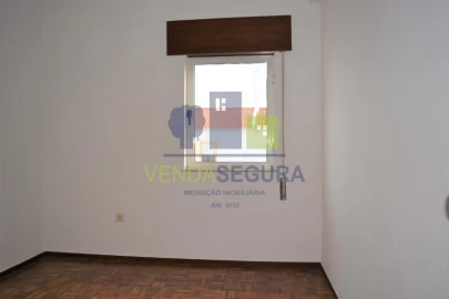 Apartamento T3 para Venda em Safara e Santo Aleixo da Restauração