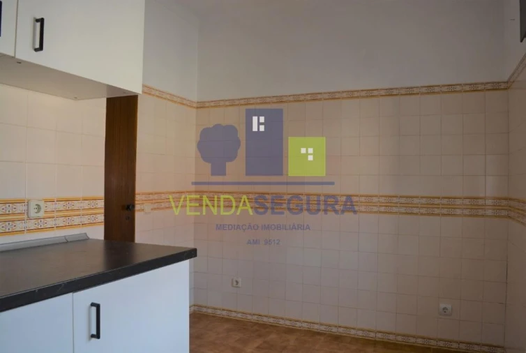 Apartamento T3 para Venda em Safara e Santo Aleixo da Restauração Foto 6