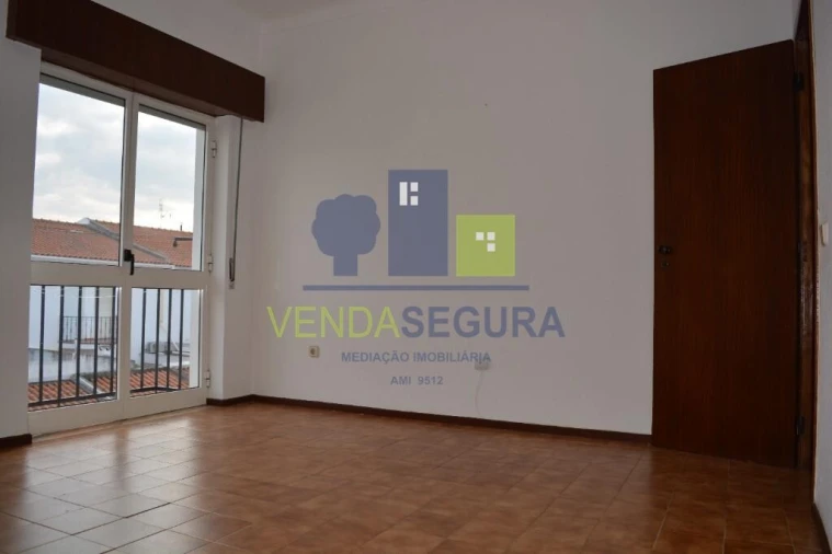 Apartamento T3 para Venda em Safara e Santo Aleixo da Restauração Foto 7