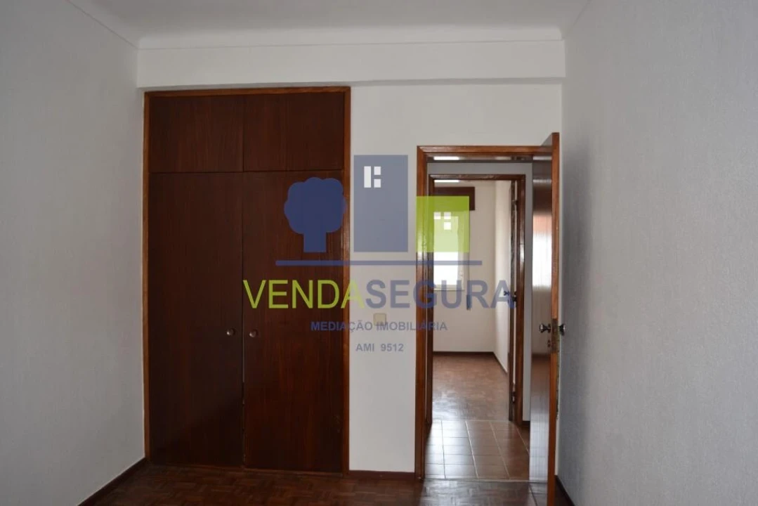 Apartamento T3 para Venda em Safara e Santo Aleixo da Restauração Foto 10