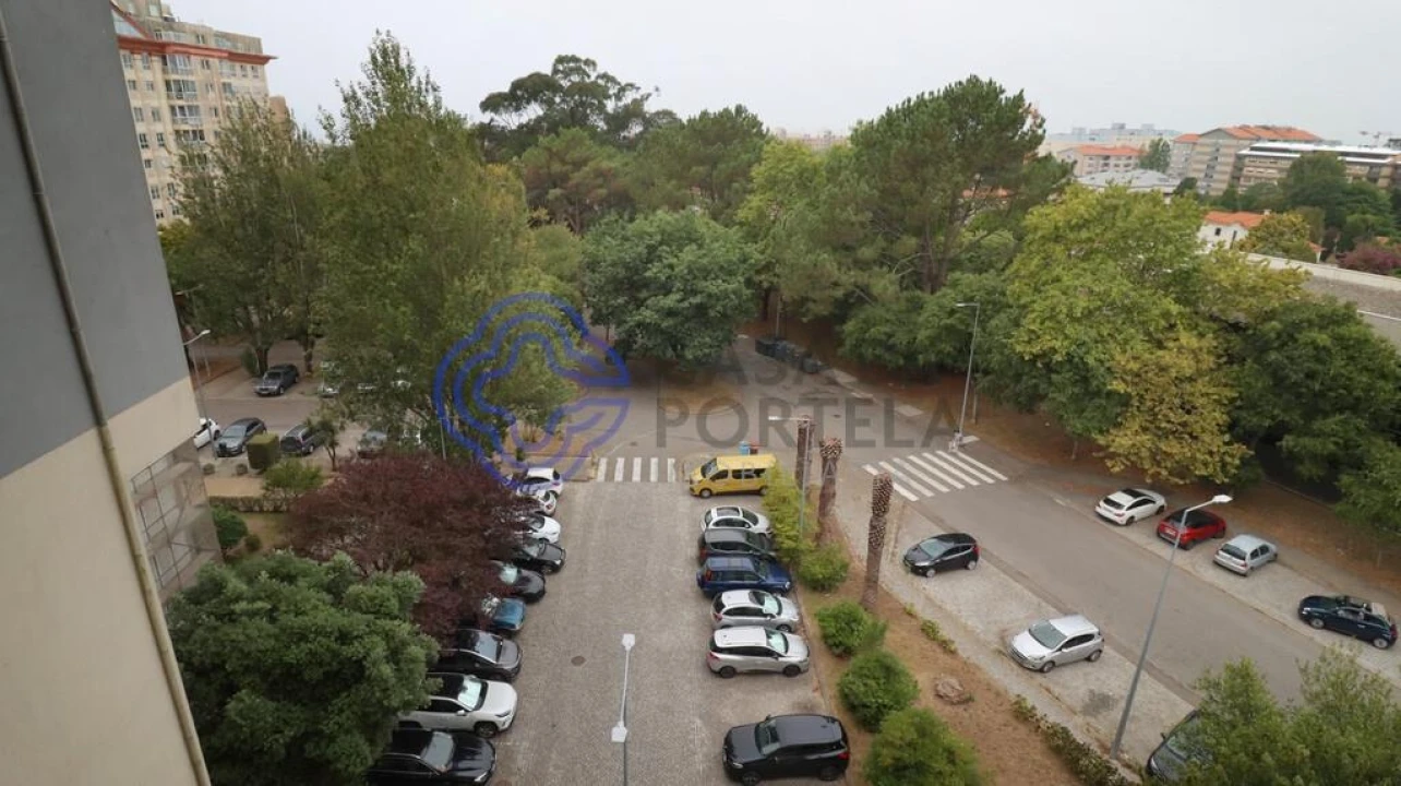 Apartamento T2 para Venda em Aldoar, Foz do Douro e Nevogilde Foto 1