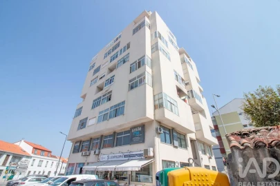 Apartamento T3 para Venda em Lourinhã e Atalaia