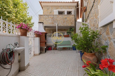 Moradia T5 para Venda em Colares