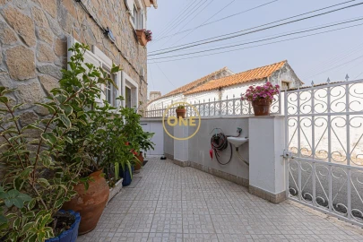 Moradia T5 para Venda em Colares