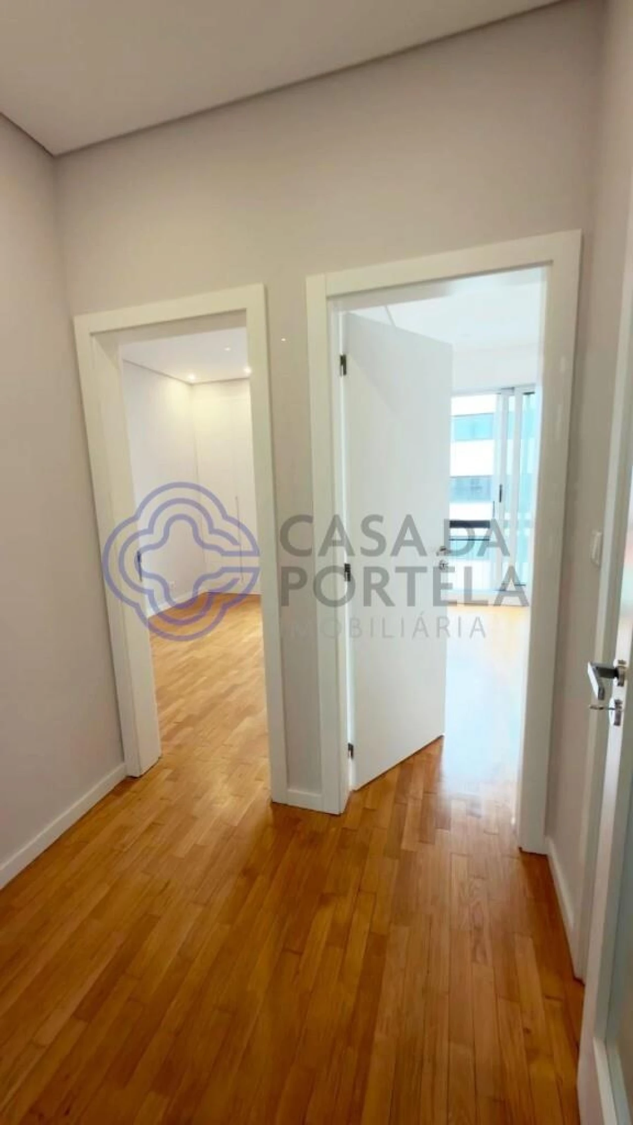 Apartamento T2 para Venda em Cedofeita, Santo Ildefonso, Sé, Miragaia, São Nicolau e Vitória Foto 7