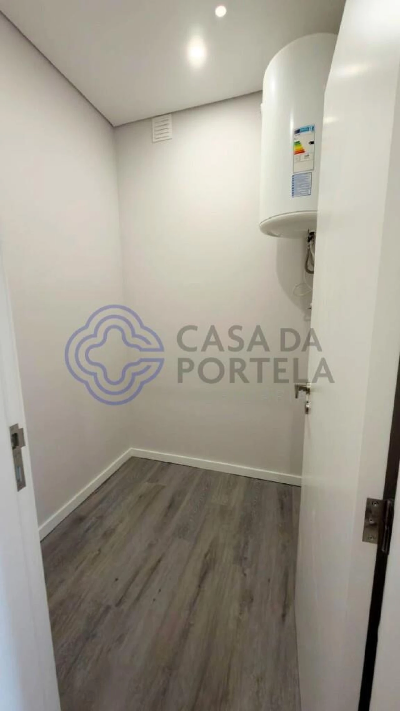 Apartamento T2 para Venda em Cedofeita, Santo Ildefonso, Sé, Miragaia, São Nicolau e Vitória Foto 8