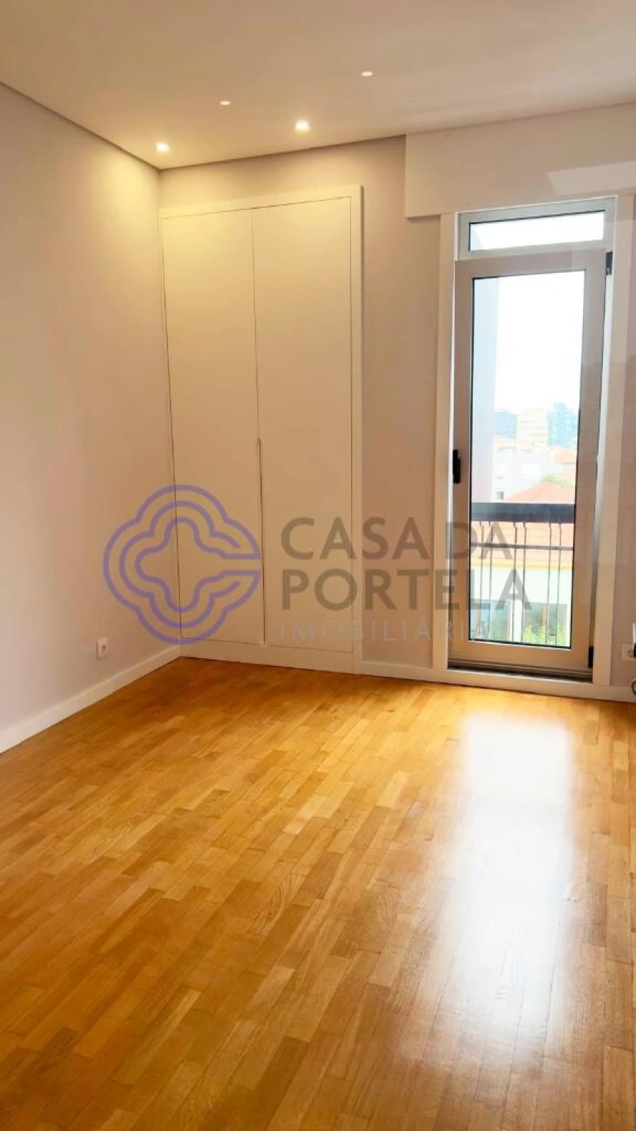 Apartamento T2 para Venda em Cedofeita, Santo Ildefonso, Sé, Miragaia, São Nicolau e Vitória Foto 15
